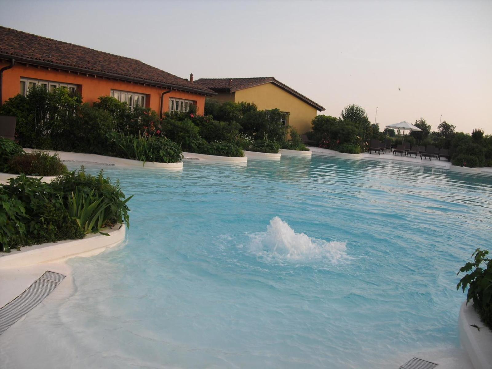 Joia Hotel & Luxury Apartments Rta Brusaporto Εξωτερικό φωτογραφία